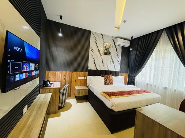 Deluxe Rooms